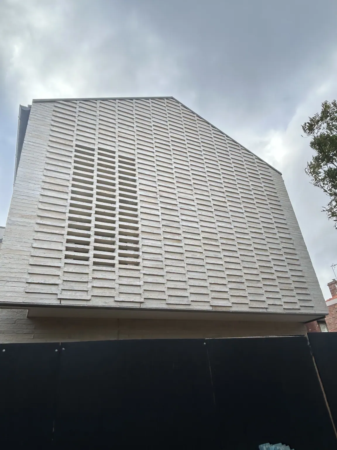 Decorative brick screening — Reid Bricklaying