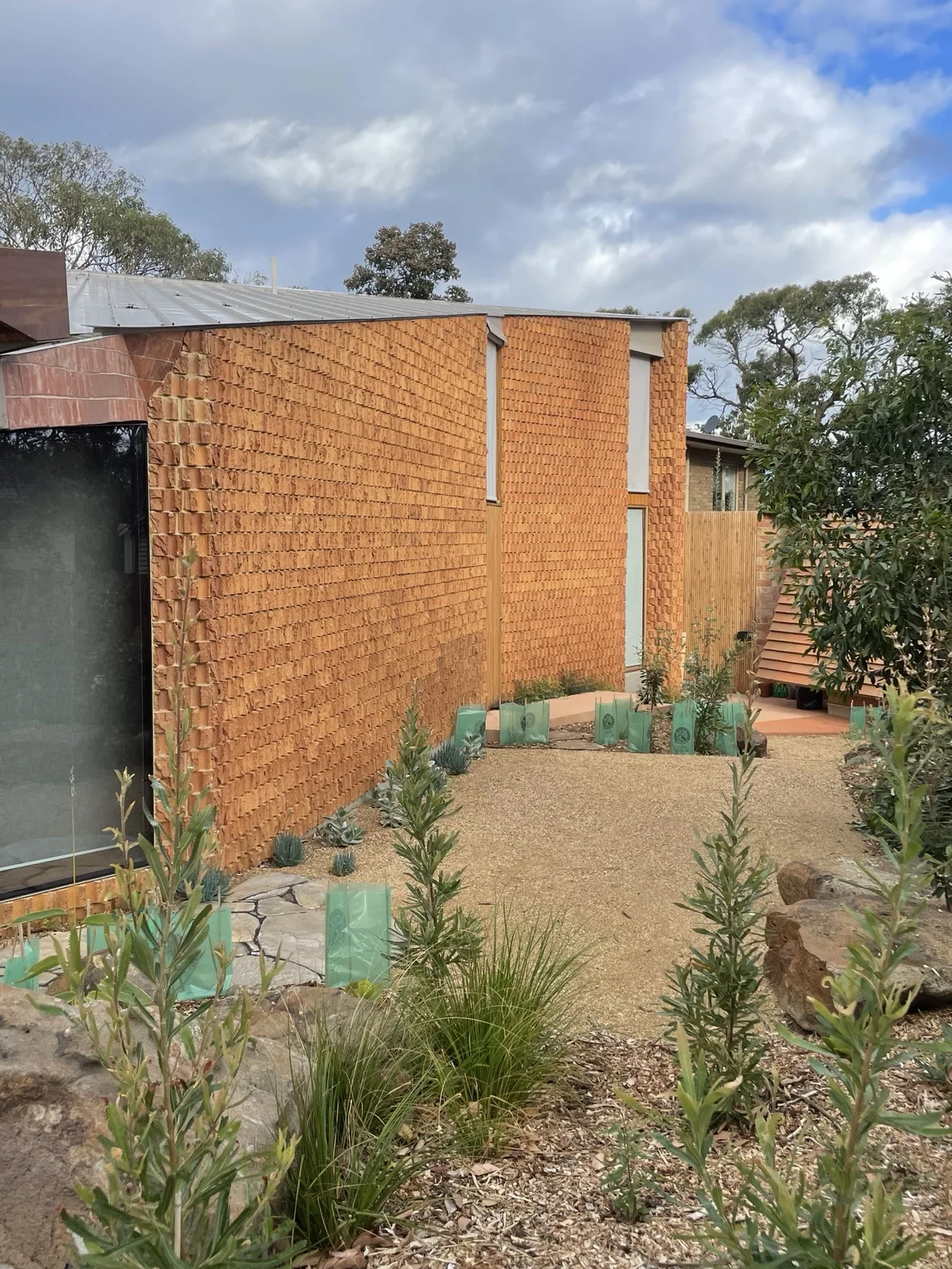 Anglesea Residence Burnt Earth — photograph 4